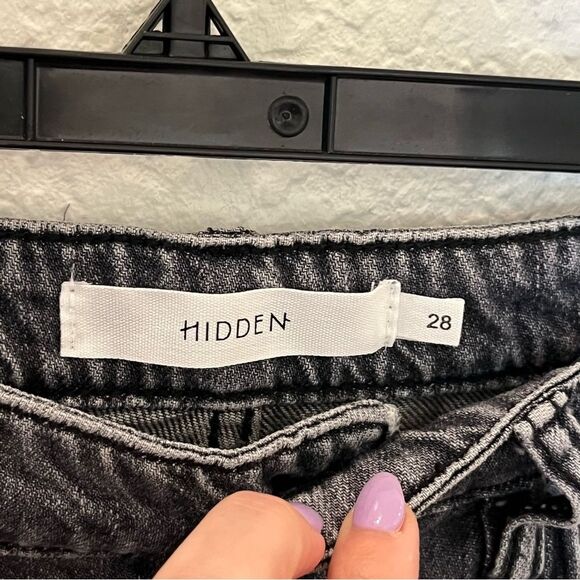 Hidden Zoey Mom Tapered Distressed Jeans in Gray size 28 - Picture 7 of 12
